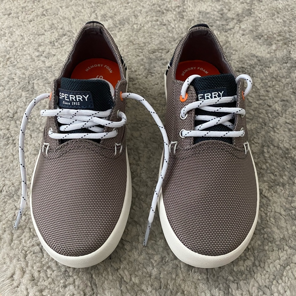 Boys Sperry’s size 13m brand new, never worn